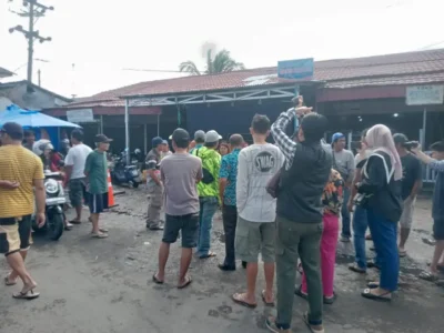 Satpol PP Kota Bengkulu Siaga di Pasar Minggu Awasi Pedagang “Bandel”