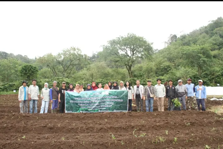 Forest Guardian Bengkulu: Pemuda Pelopor Pemulihan Hutan TNKS