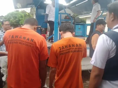 BNNP Bengkulu Musnahkan Sabu-sabu Asal Aceh, Dua Tersangka Diamankan