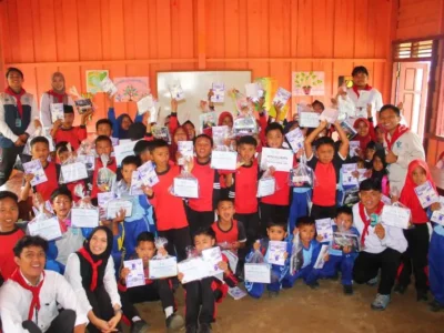 Mudo Sosial Ekspedisi Gelar Program Pengabdian di Desa Sungai Lisai