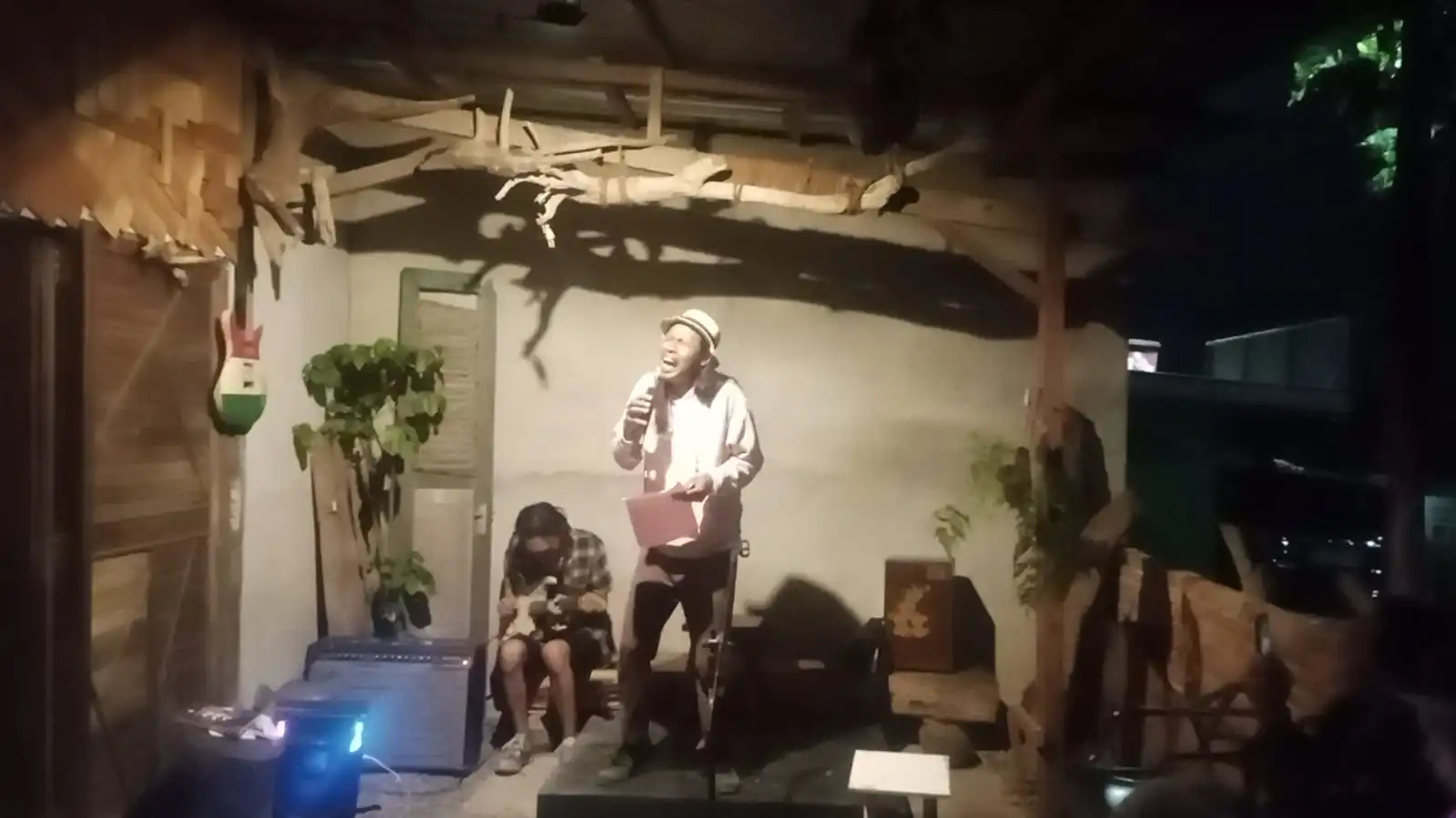 Ngaji Puisi: Cara Seniman Ajak Masyarakat Kreatif dengan Menulis