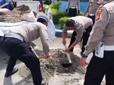 Jalan Berlubang Picu Kecelakaan, Satlantas Polresta Bengkulu Turun Tangan