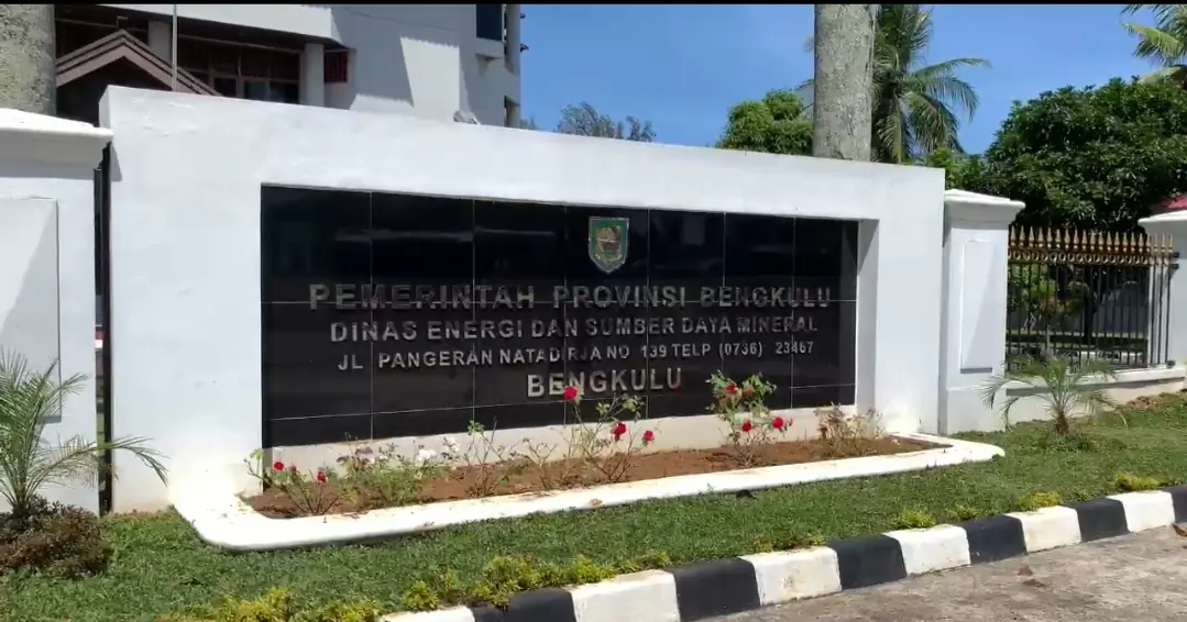 Kadis ESDM Mengaku Tidak Tahu Kapan Polemik SUTT Seluma Tuntas