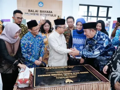 Melestarikan Bahasa Daerah: Menjaga Identitas, Merawat Warisan Budaya