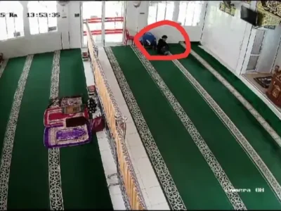 Modus Salat Dzuhur, Dua Remaja Gasak Kotak Amal Masjid di Penurunan