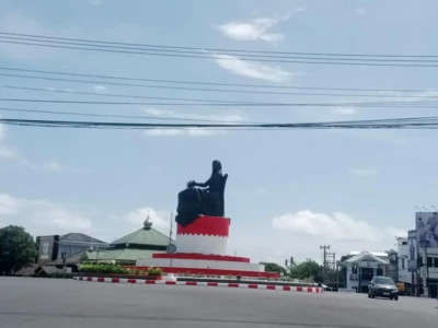 Patung Fatmawati Dicat Ulang, Komentar Warga Beragam