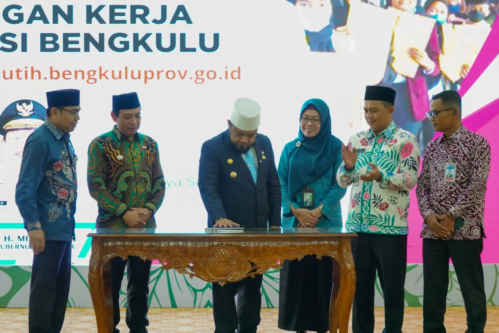 Pemprov Bengkulu Luncurkan Lowongan Kerja Merah Putih