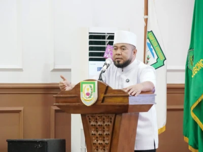 Pedagang Musiman di Pantai Panjang Bebas Biaya