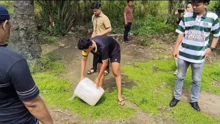 Polresta Bengkulu Gerebek Pabrik Tuak Rumahan, Ratusan Liter Disita