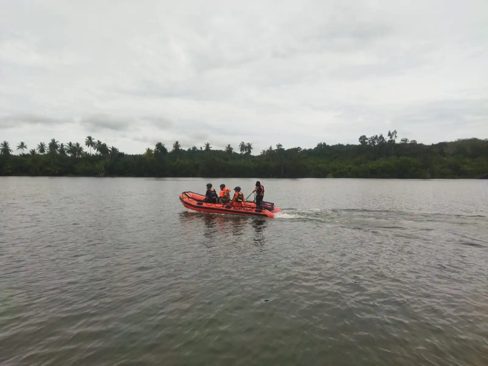 Hilang Secara Misterius Saat Cuci Motor, Seorang Wanita di Mukomuko Diduga Hanyut di Sungai Batang Muar