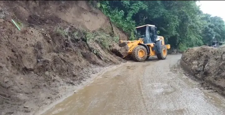 Jalur Curup-Lubuklinggau Kembali Lancar Setelah Pembersihan Sisa Material Longsor