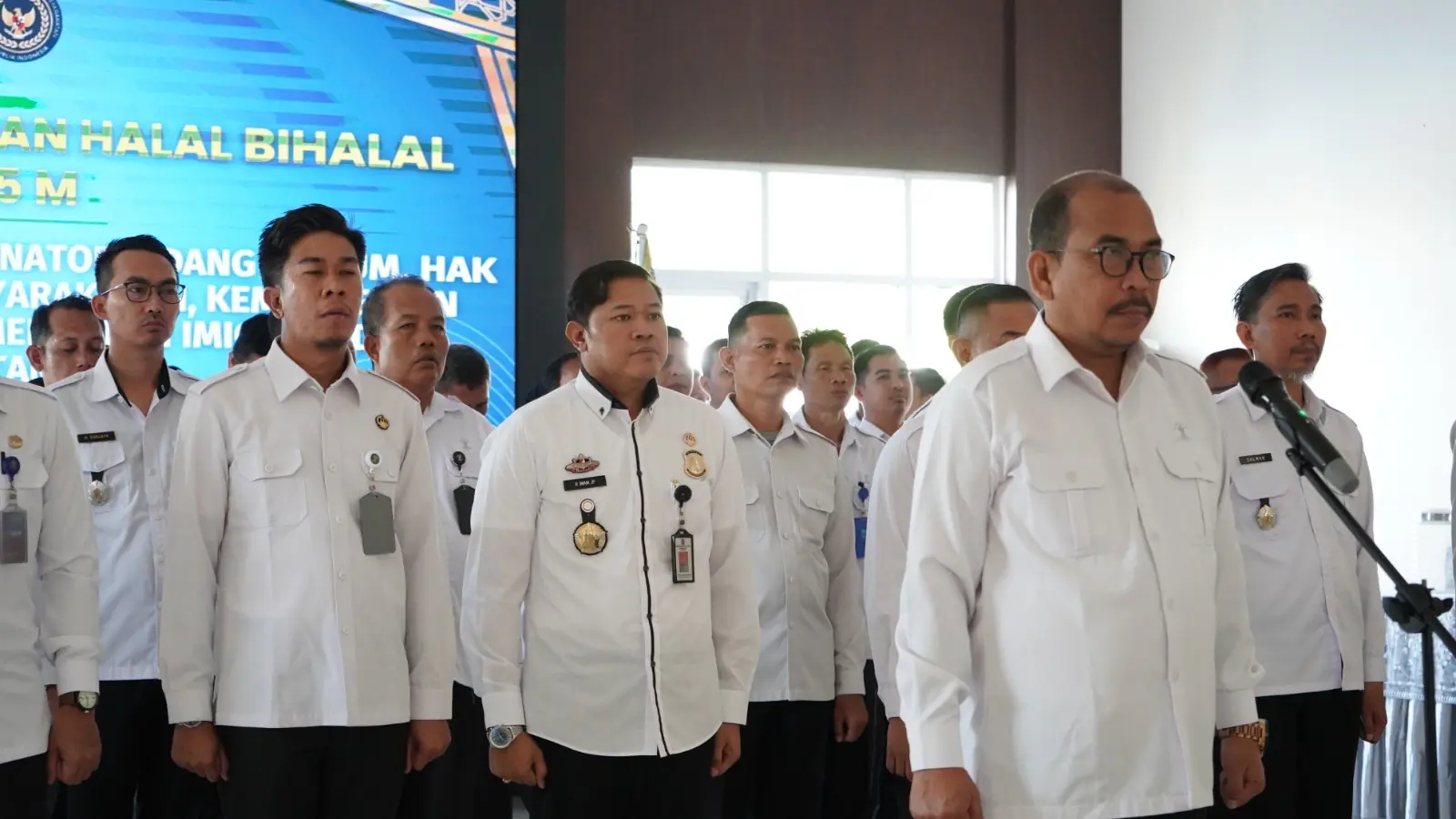 Kanwil Ditjenim bersama Kantor Imigrasi Kelas I TPI Bengkulu Ikuti Apel dan Halal Bihalal Keluarga Besar Kemenko Kumham Imipas