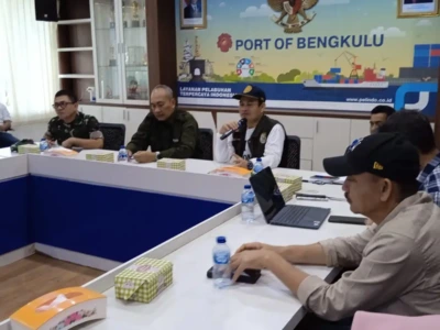 Pengerukan Alur Pelabuhan Pulau Baai Dimulai