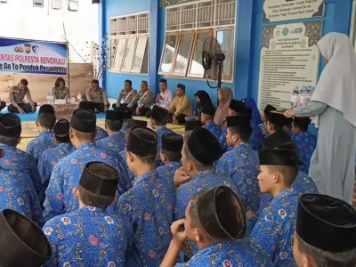 Satlantas Polresta Bengkulu Sosialisasi Tertib Lalu Lintas ke Pesantren, Tekan Pelanggaran Usia Dini