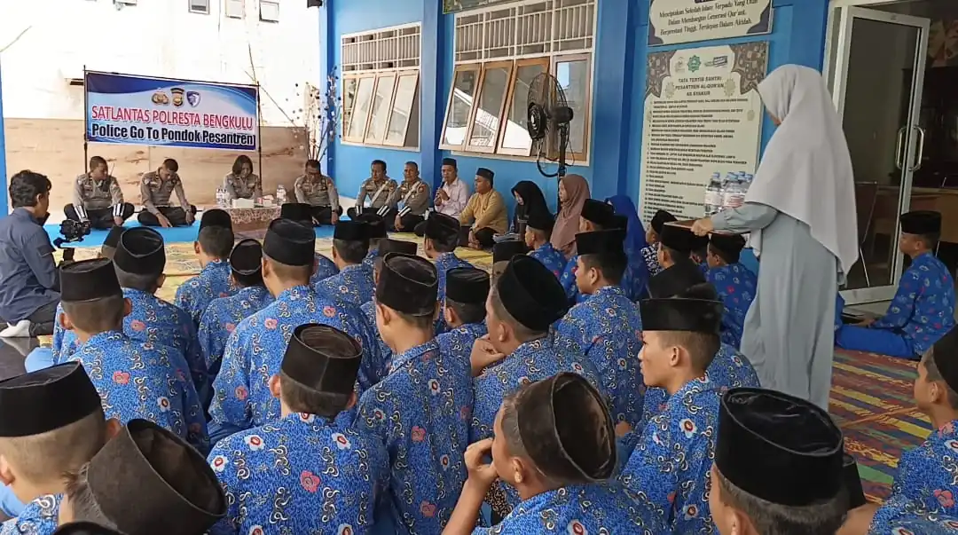 Satlantas Polresta Bengkulu Sosialisasi Tertib Lalu Lintas ke Pesantren, Tekan Pelanggaran Usia Dini
