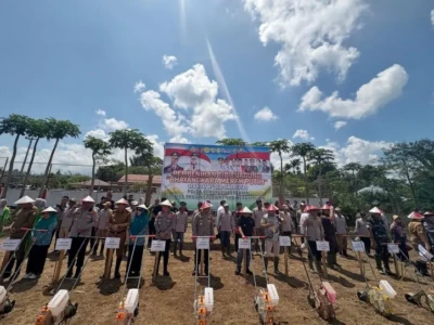 Jagung Bhayangkara Merah Putih Diluncurkan di Desa Kelobak