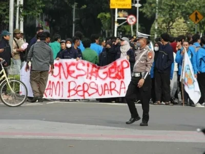 Ketika Negeri Membisu Mahasiswa Berteriak