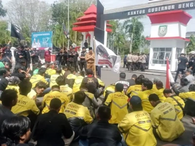 Ojol dan Ironi Kelas Pekerja; Solusi Ekonomi dan Mitra yang Tidak Setara