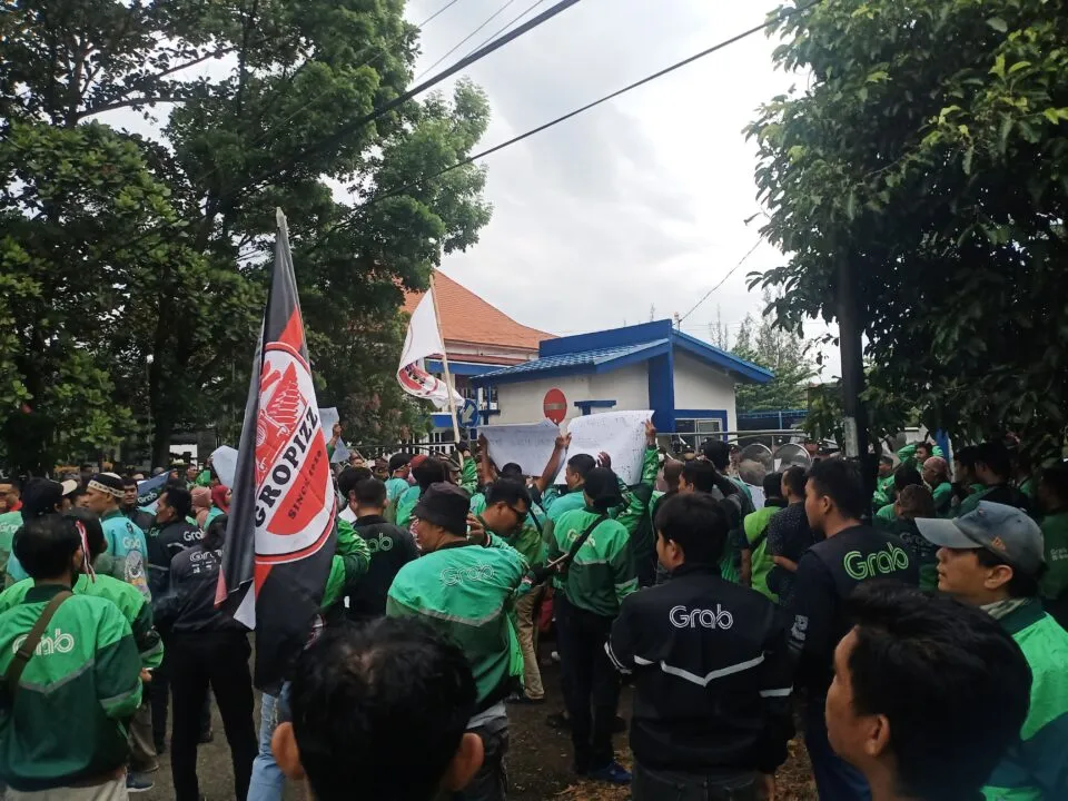 Driver di Bengkulu Protes Sistem Target Orderan dari Aplikator