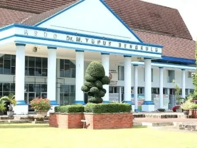 RSUD M Yunus