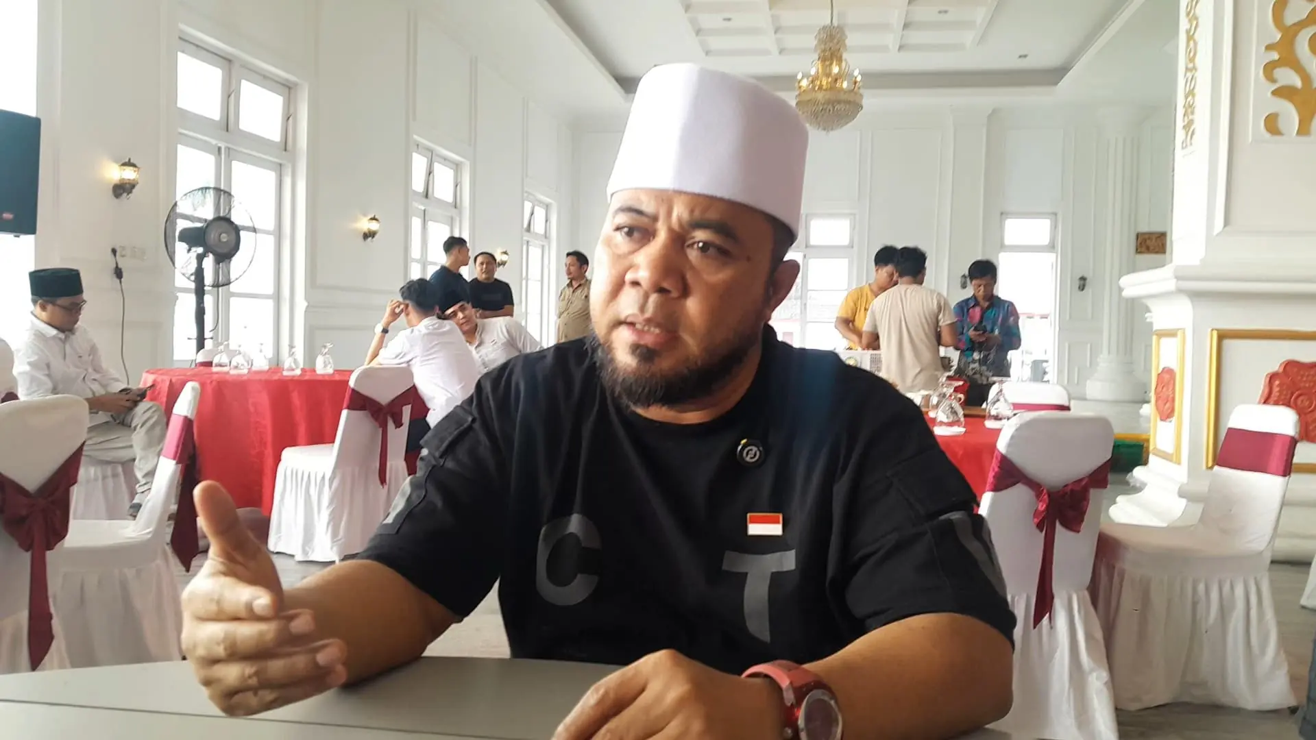 Gubernur Bengkulu Helmi Hasan
