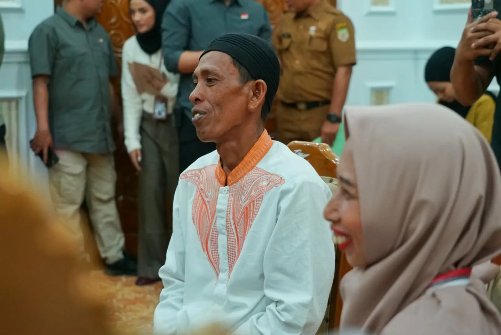 Nelayan Penolong Kapal Tenggelam Dapat Hadiah Umroh dari Gubernur Bengkulu