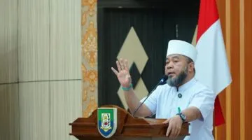 Gubernur Bengkulu Helmi Hasan