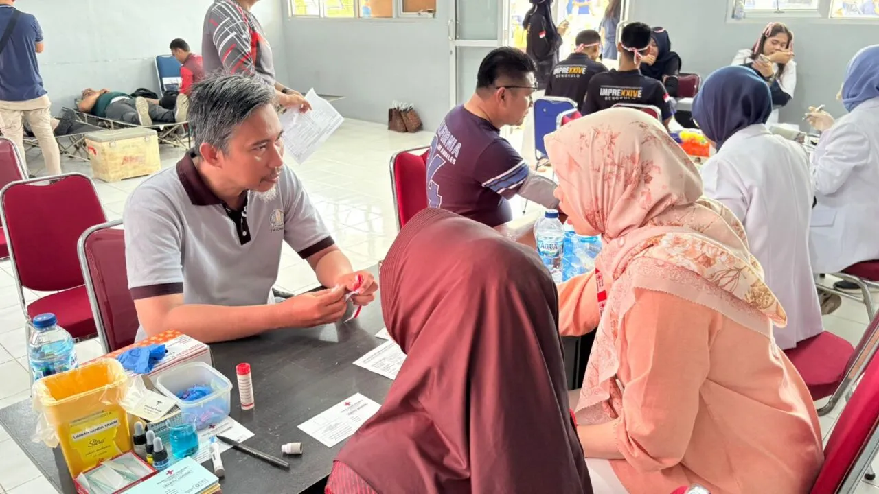Kanim Bengkulu Ikut Serta dalam Donor Darah Peringatan HUT ke-80 RI