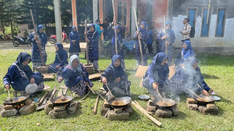 Rumah Pintar dan Wujud Ekonomi Mandiri di Kampung Berseri Astra Jorong Tabek