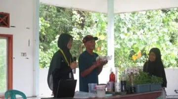Transformasi Limbah Menjadi Solusi: Pembuatan Eco-enzyme dan Pupuk Organik Cair Sebagai Upaya Pengembangan Pertanian di Pulau Enggano