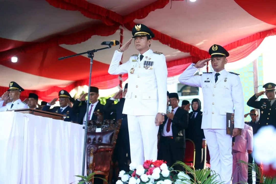 Upacara Pengibaran Bendera HUT RI Ke-80 Kabupaten Kaur Berjalan Khidmat dan Lancar