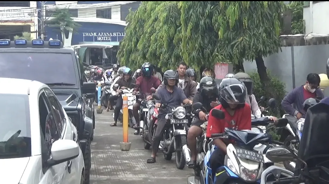 Sekda Jawab Soal Kelangkaan BBM yang Terjadi di Bengkulu