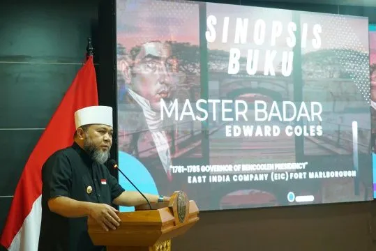 Gubernur Helmi Gagas Pembuatan Film Edward Coles