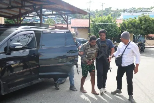 Pelaku Pembunuhan Nakes Kiwirok Ditangkap Satgas Damai Cartenz di Keerom