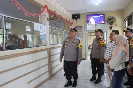 Wakapolda Bengkulu Tinjau Layanan Samsat dan Satpas SIM Kepahiang, Tekankan Peningkatan Pelayanan Publik