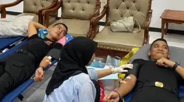 Dukung Kegiatan Kemanusiaan, Personel Brimob Polda Bengkulu Donorkan Darah di FISIP UNIB