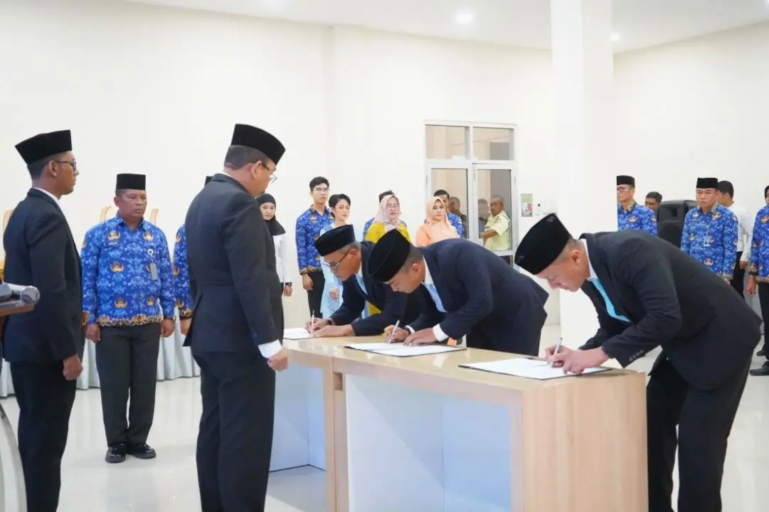 Pengambilan Sumpah Jabatan Admnistrator Serta Serah Terima Jabatan Kepala Kantor Imigrasi Bengkulu