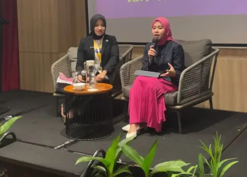 Indah Soraya dan Aisyah