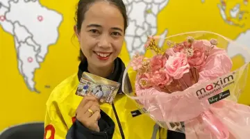 Pengemudi Maxim perempuan