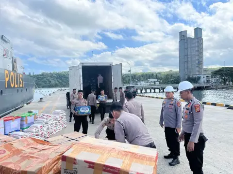 Polda Aceh Kerahkan Bantuan dan Personel untuk Warga Terdampak Banjir Langsa, Aceh Tamiang