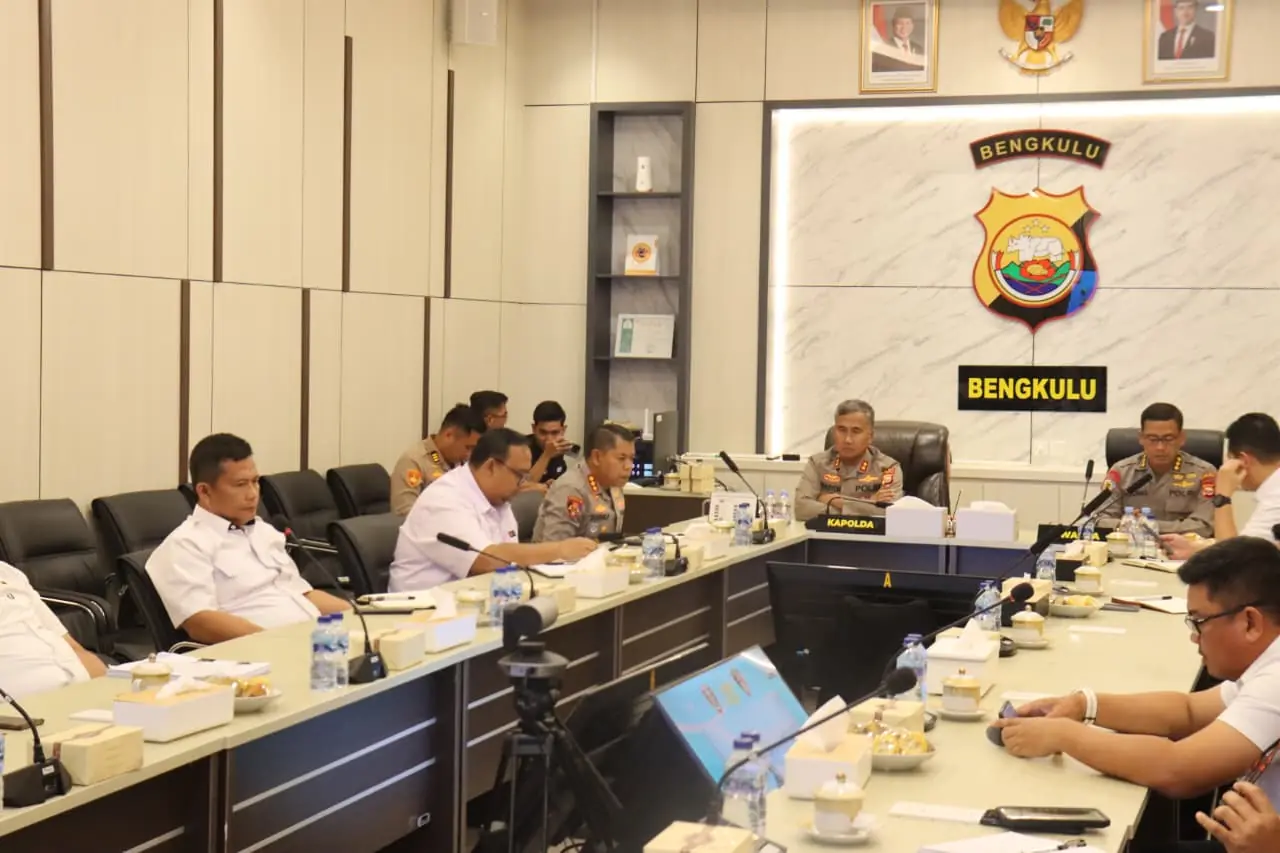 Polda Bengkulu Ikuti Sosialisasi KUHP dan KUHAP Baru Dipimpin Kapolri