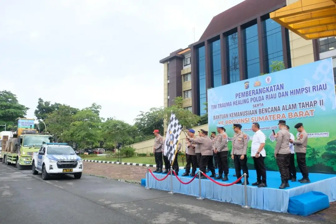 Pulihkan Psikologis Korban, Polda Riau Berangkatkan 42 Personel Trauma Healing ke Sumbar