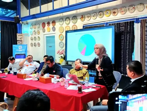 Riset DIR Ungkap Penurunan Kepercayaan Publik dan Ancaman Teknologi terhadap Negara