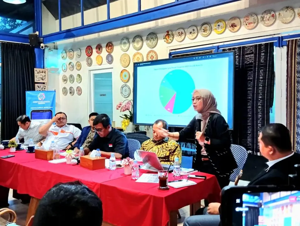 Riset DIR Ungkap Penurunan Kepercayaan Publik dan Ancaman Teknologi terhadap Negara