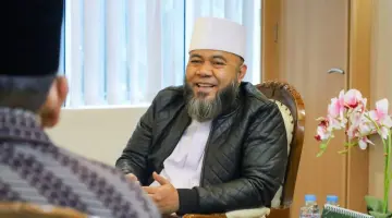 Gubernur Helmi Hasan Ajak Perusahaan Salurkan Zakat Melalui BAZNAS