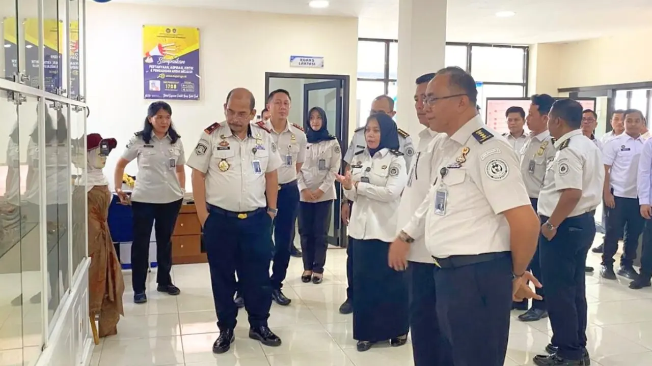 Kantor Imigrasi Kelas I TPI Bengkulu turut meresmikan launching Gerai Produk UMKM