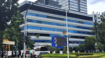 Komdigi Mulai Seleksi Pengguna Pita Frekuensi Radio 700 MHz dan 2,6 GHz 