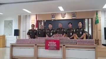 Jejak Uang di Rimba Sawit: Rp17,9 Miliar Disita, Luka Negara Belum Tuntas