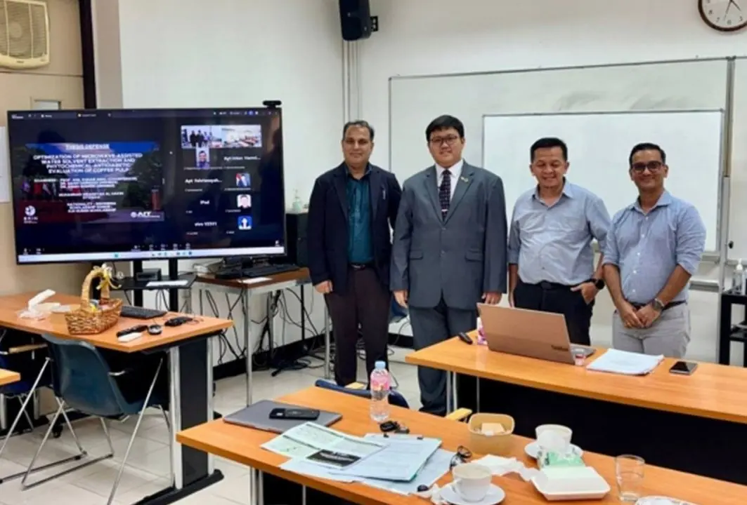 Mahasiswa Asal Pagar Alam di Thailand Sulap Limbah Kulit Kopi Jadi Solusi Diabetes