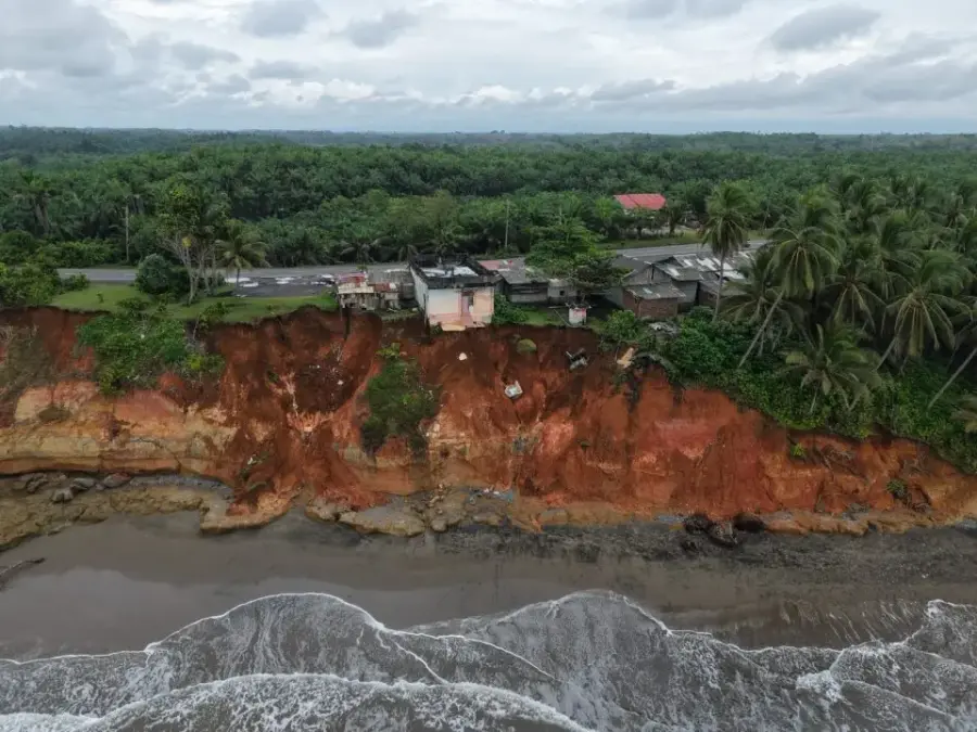 Sumber : Dokumentasi Genesis Pemukiman Desa Air Padang Terdampak Abrasi